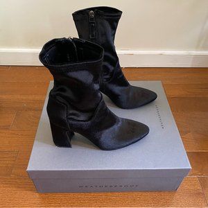 Aquatalia Nastasia Black Velvet Sock Boot 7.5
